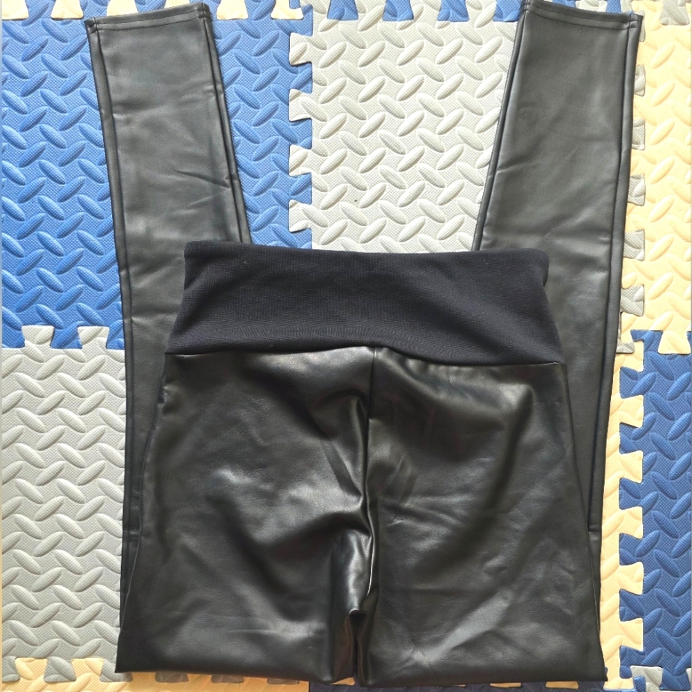 Assets Spanx Faux Leather Leggings NWOT Sz‎ Small - Picture 4 of 6